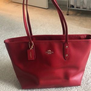 Coach leather tote purse.